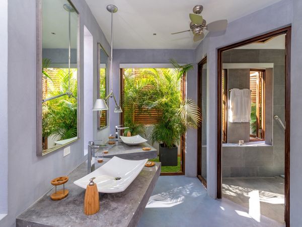 Jamaica Home 1002173