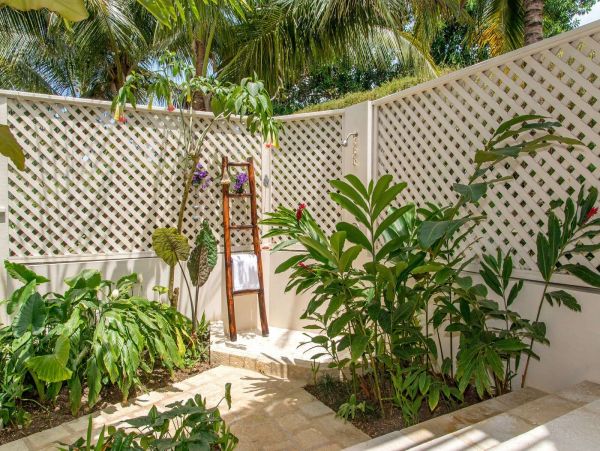 Jamaica Home 1002178
