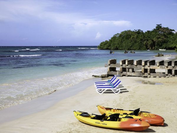 Jamaica Home 1002183
