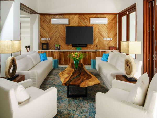 Jamaica Home 1002186