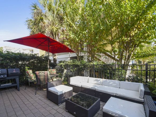 Four Bedroom Vacation Pool Home in Hilton Head Sleeps 14