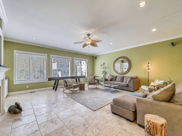 Four Bedroom Vacation Pool Home in Hilton Head Sleeps 14