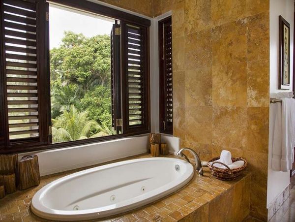 Jamaica Home 1002204