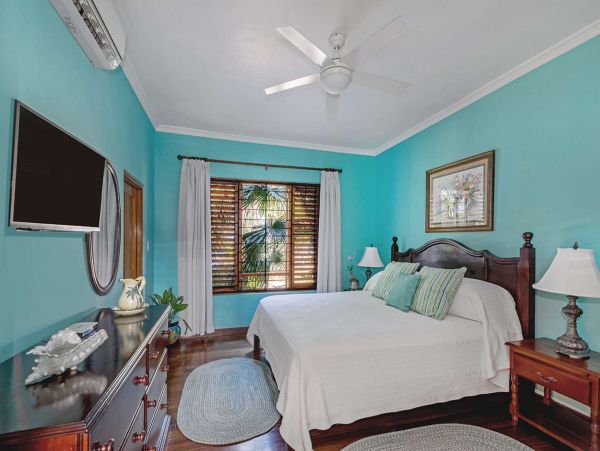 Jamaica Home 1002205