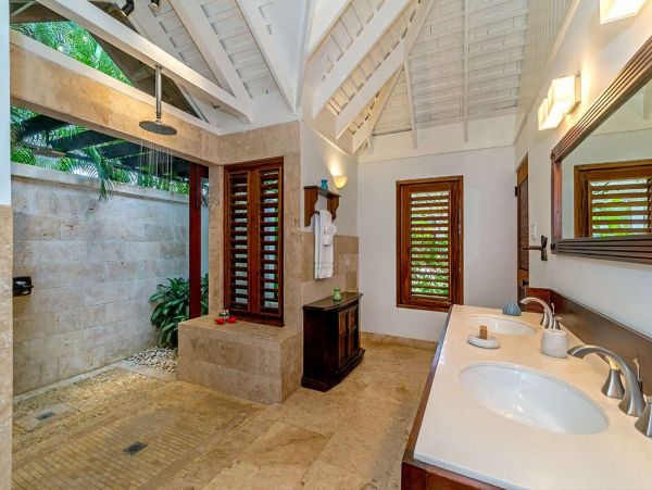 Jamaica Home 1002207