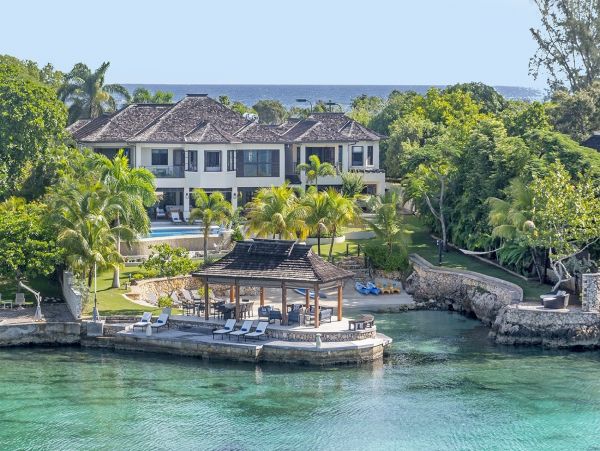 Jamaica Home 1002209