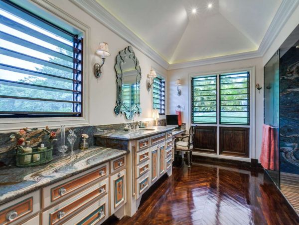 Jamaica Home 1002210