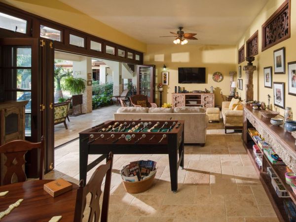 Jamaica Home 1002213