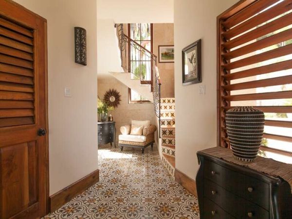 Jamaica Home 1002217