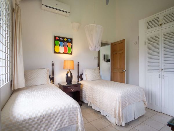 Jamaica Home 1002221