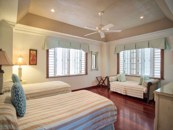 Jamaica Home 1002221
