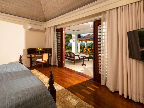 Jamaica Home 1002228