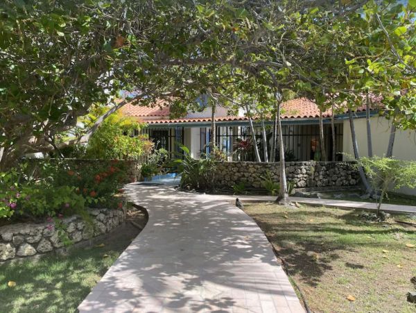 Unique Vacation Rental in St. Croix On Beach Private Pool