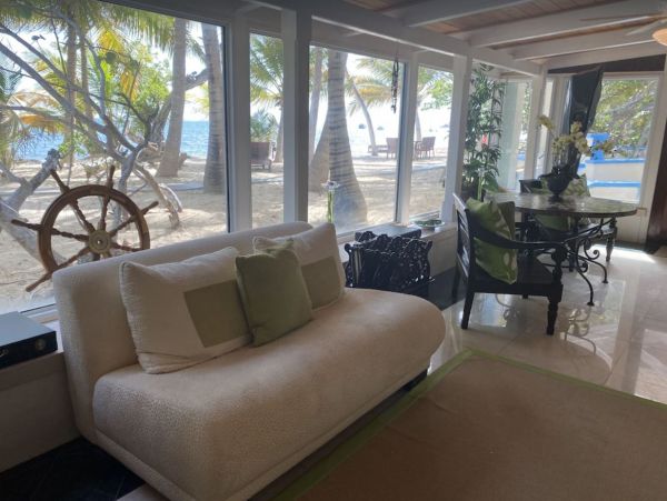Unique Vacation Rental in St. Croix On Beach Private Pool