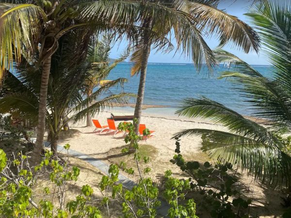 Unique Vacation Rental in St. Croix On Beach Private Pool