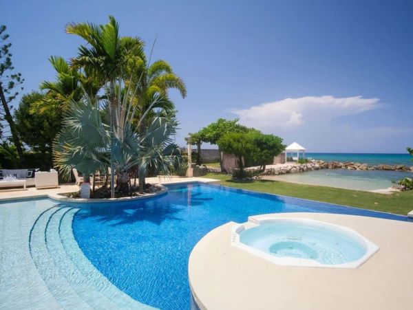 Jamaica Six Bedroom Exquisite Villa