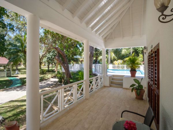 Jamaica Home 1002243