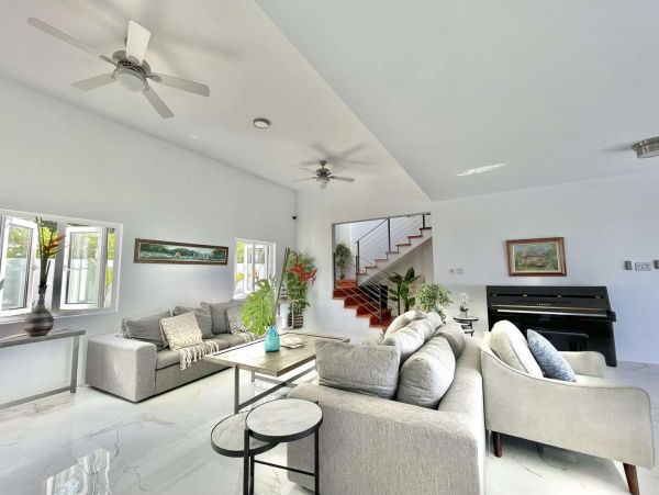 Jamaica Home 1002251