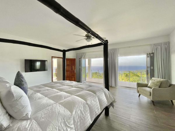 Jamaica Home 1002251