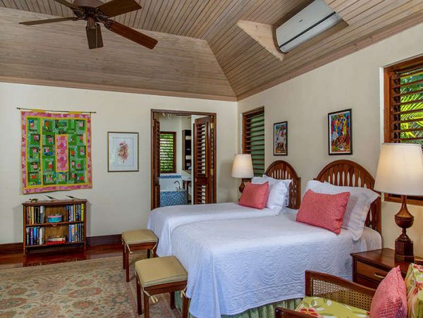 Jamaica Home 1002255