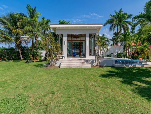 Jamaica Home 1002260