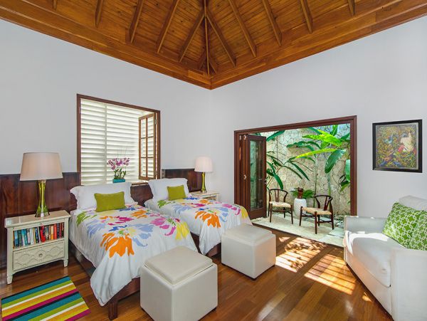 Jamaica Home 1002270