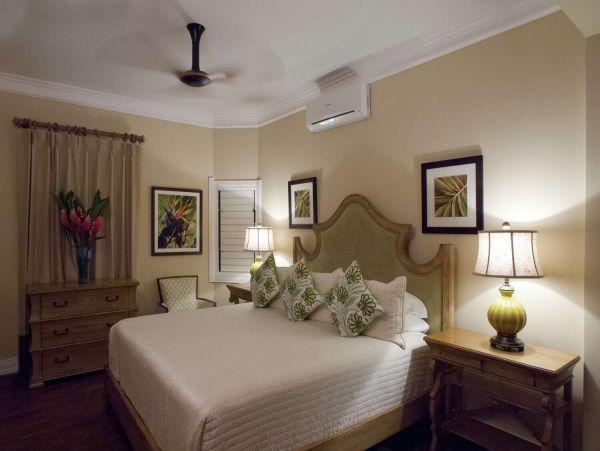 Jamaica Home 1002272