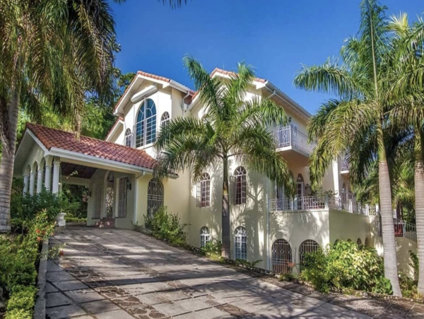 Luxury Estate Vacation Villa Over 10,000 sq ft