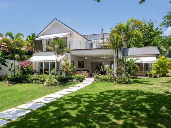 Jamaica Home 1002277