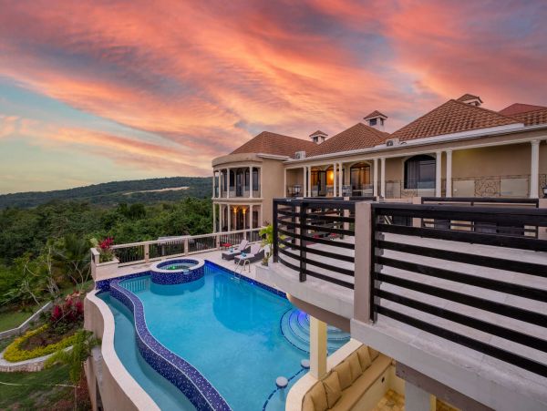 Exquisite Jamaican Escape Luxury Vacation Rental in Paradise