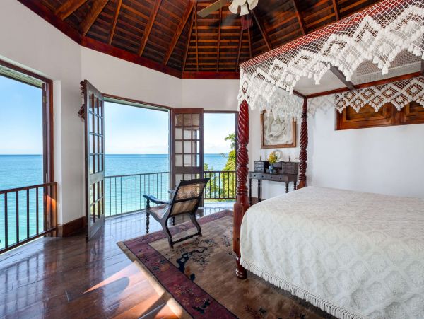 Jamaica Home 1002280