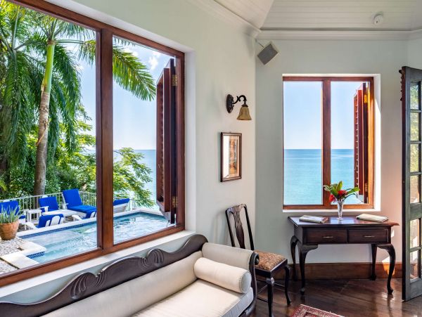 Jamaica Home 1002280