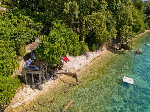 Jamaica Home 1002286