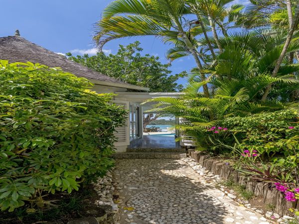 Jamaica Home 1002290