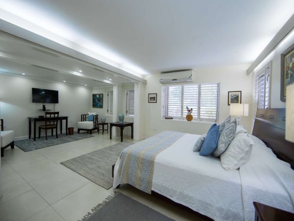 Jamaica Home 1002301