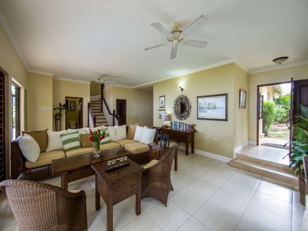 Jamaica Home 1002314