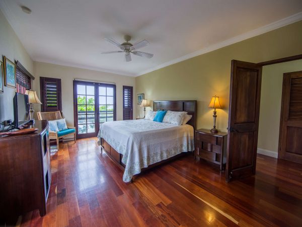 Jamaica Home 1002314