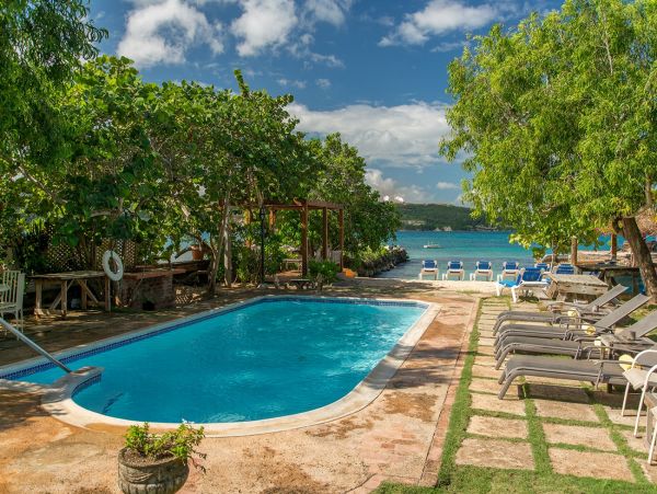 Jamaica Home 1002317