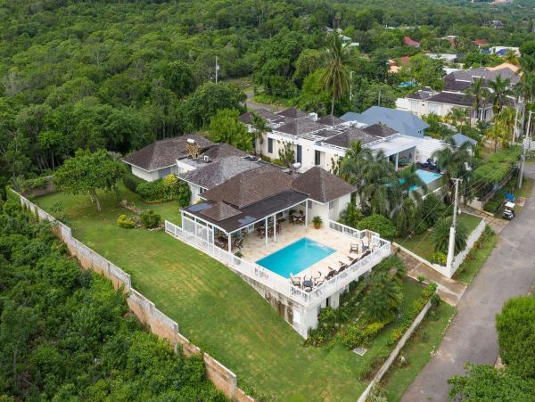Jamaica Home 1002318