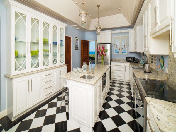 Jamaica Home 1002319