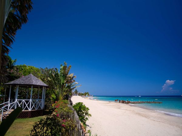 Jamaica Home 1002327