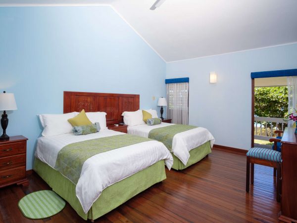 Jamaica Home 1002327