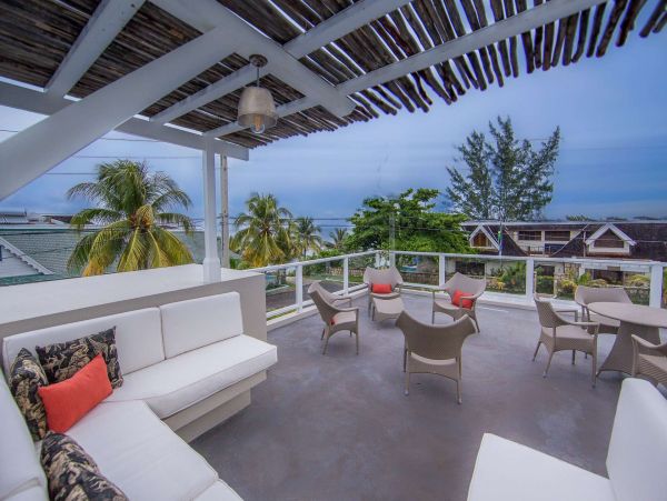 Jamaica Home 1002328