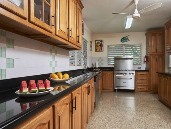 Jamaica Home 1002329