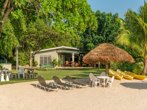 Jamaica Home 1002338