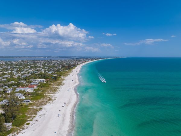 Just a Block to the Beach Vacation Home On Anna Maria Island