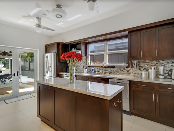 Beautiful 4 Bedroom Home with Pool in Miami Beach