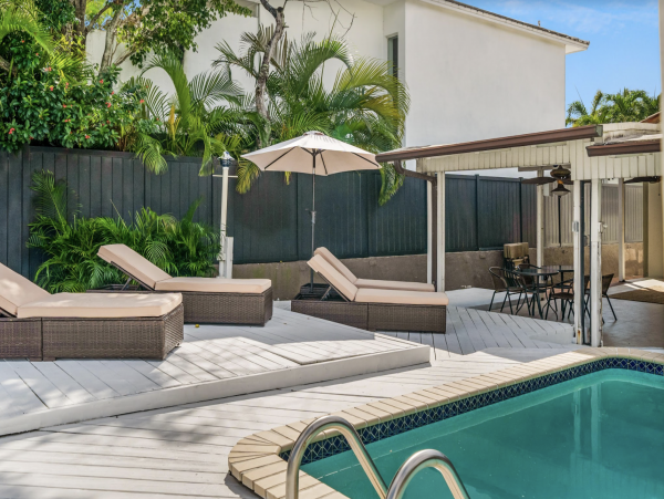 Beautiful 4 Bedroom Home with Pool in Miami Beach