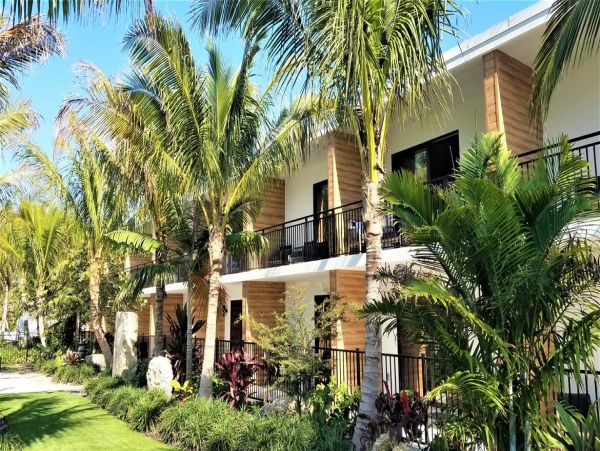 Beachside One Bedroom Vacation Condo in Holmes Beach
