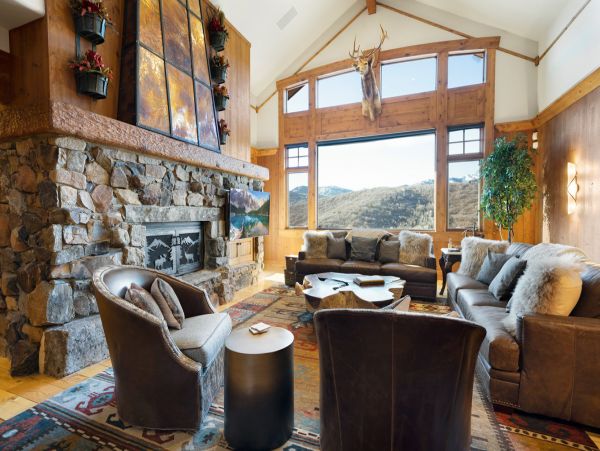 Park City Luxury Three Level Vacation Home Sleeps 18 Guests